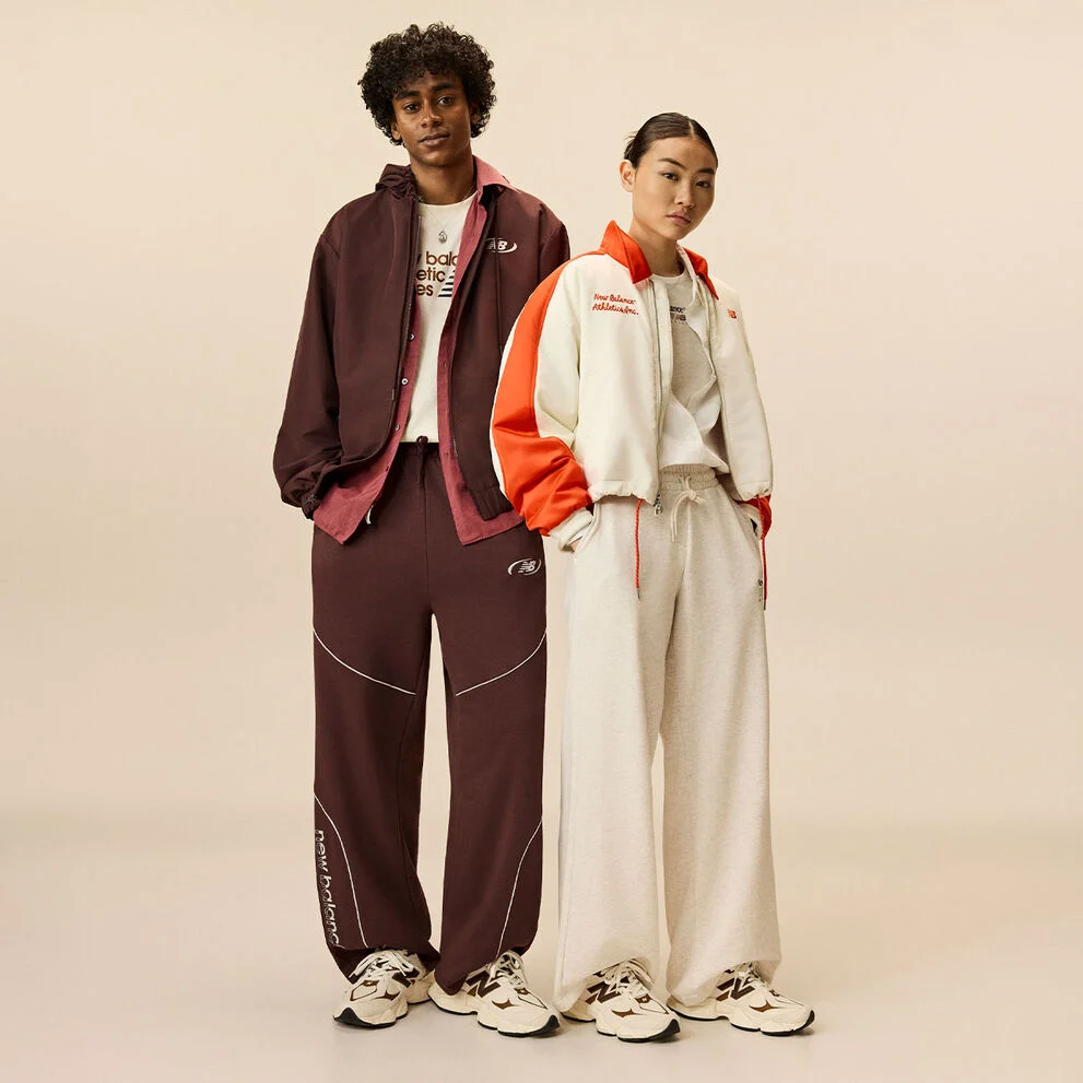  Dual gender HTT image with 9060 shoes 