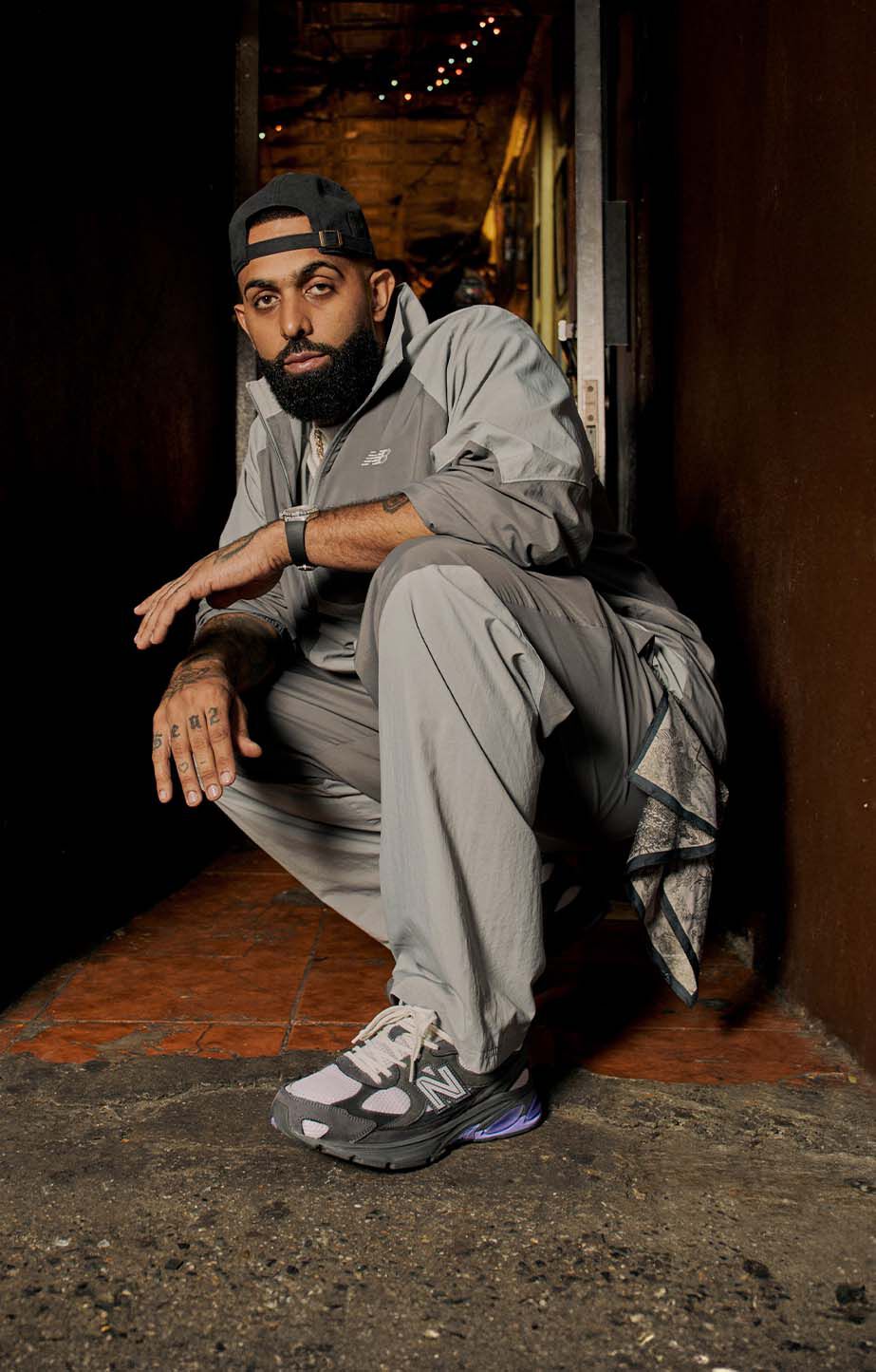 Eladio Carri&oacute;n posing and looking at the camera while wearing the ABZORB 2010 shoes. 