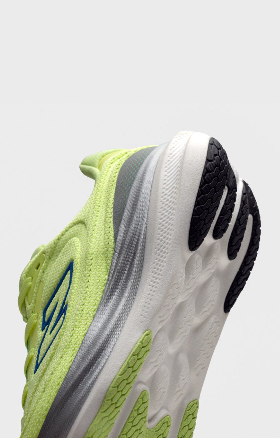 Woman running wearing new balance 1080v15s