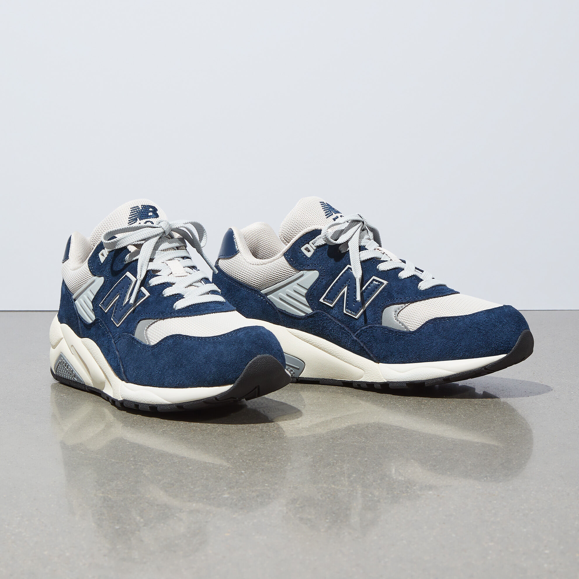Women's new balance 580 casual shoes 2025