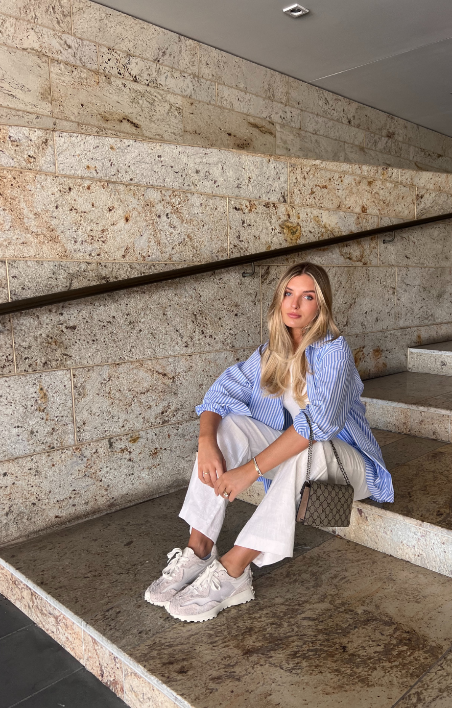 Womens 327 - New Balance