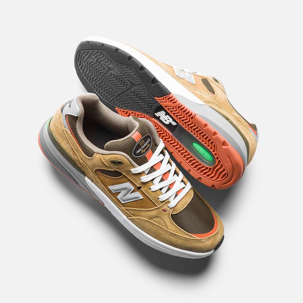 Shop Men's NB Numeric Andrew Reynolds 933 Skate Shoes Online New